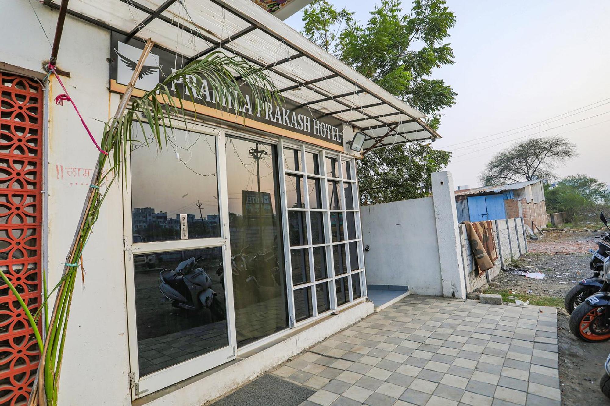 Hotel Fabexpress Pramila Prakash Nágpur Exteriér fotografie
